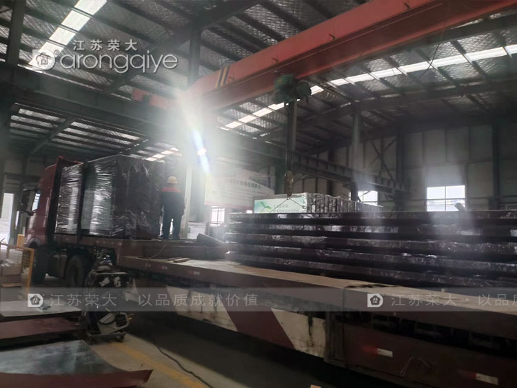 安徽智慧公交候車(chē)亭裝車(chē)完成