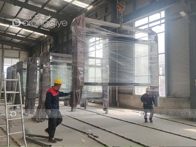 浙江智慧公交站臺第二批發(fā)貨案例圖一