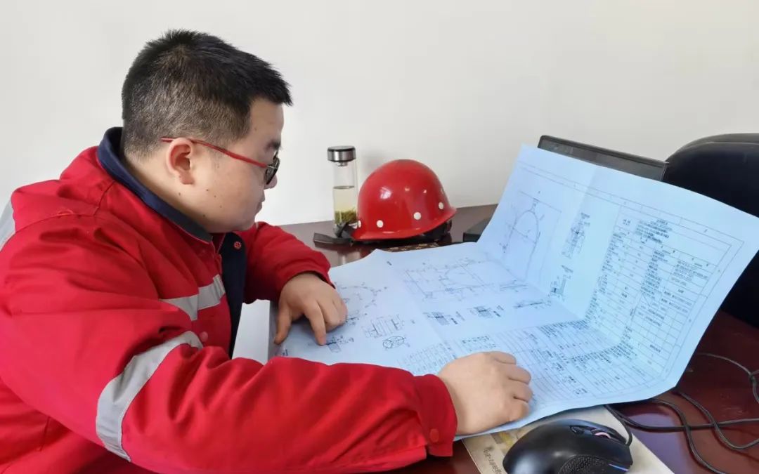 【管理標兵】化機公司黃亞華：扎根一線勤鉆研，履職盡責勇擔當(圖2)